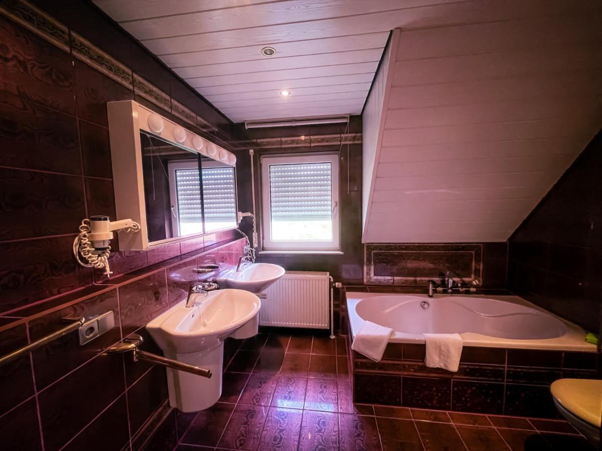 Hotel Altbacher Hof Extérieur photo