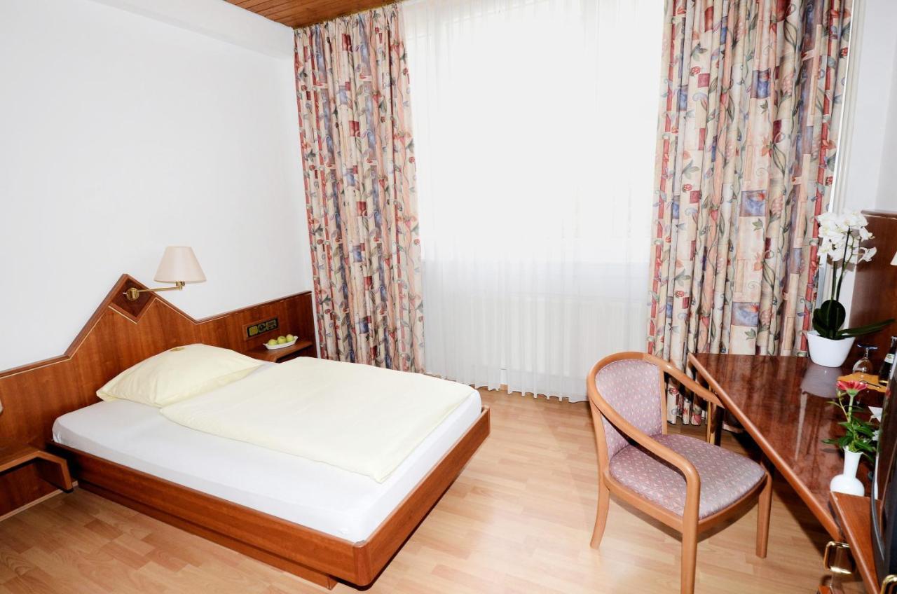 Hotel Altbacher Hof Extérieur photo
